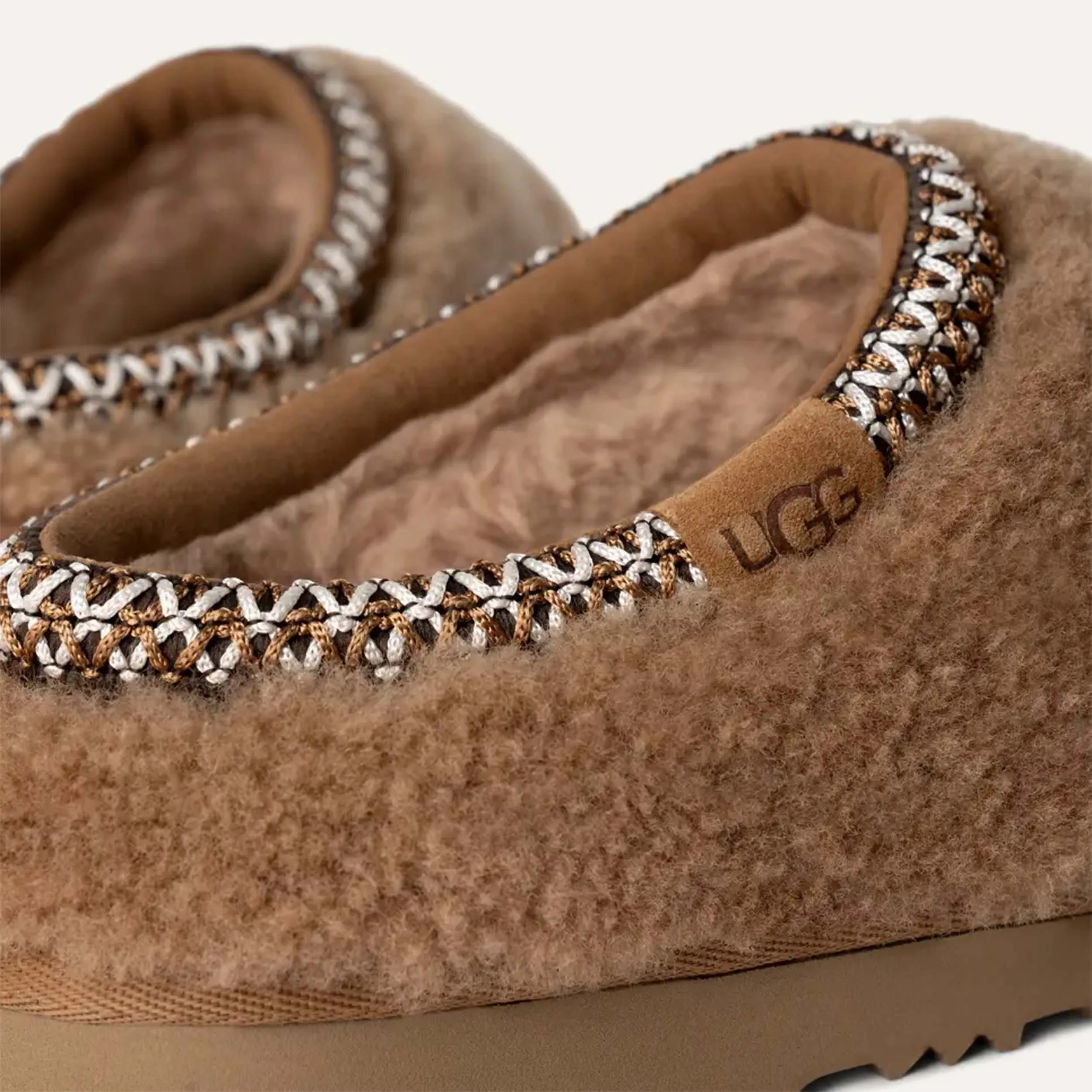 UGG 1158356 Pantoffel Tasman Maxi Curly Chestnut