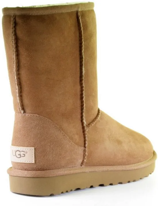 UGG CLASSIC SHORT II DAMES LAARZEN  CAMEL  MAAT 37