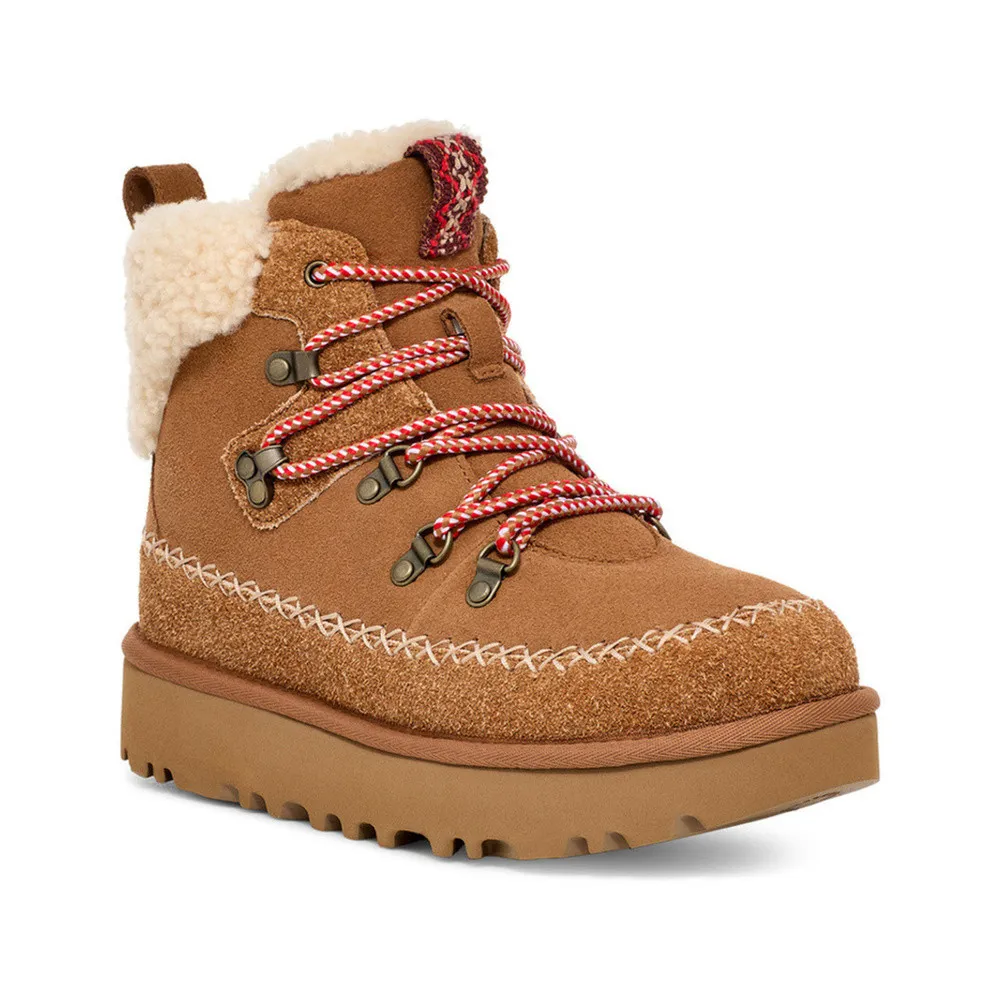   UGG W Classic Alpine Lace Up Bruin 1